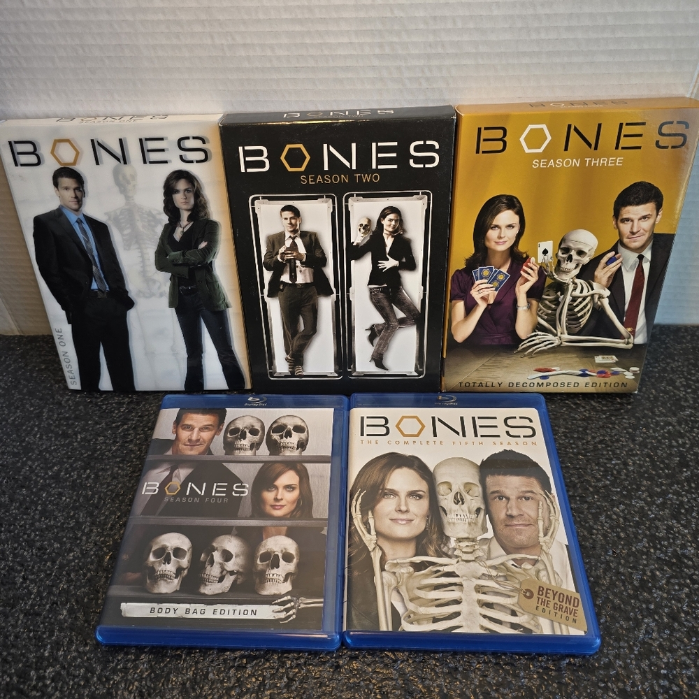 Bones Season 1 - 5 BLU Ray DVDs 20th Century Fox